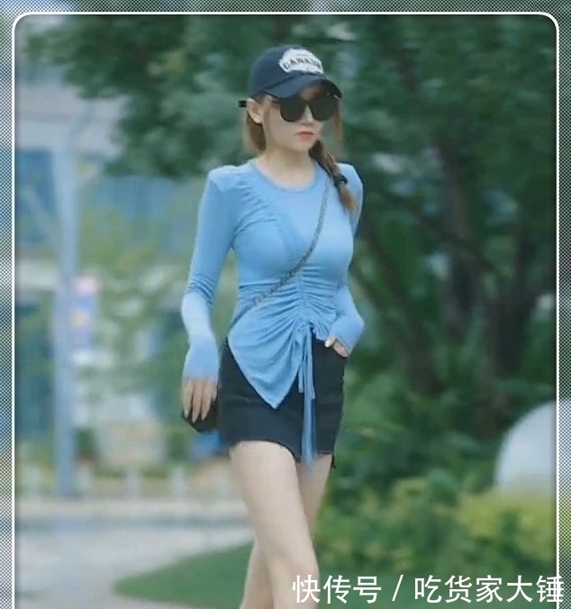 『 远远』远远看去就是行走的“竹签”，街拍小姐姐腿长一米八