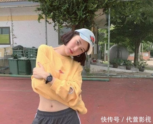  『卫衣和』卫衣！该穿卫衣了，这样穿好看炸了！