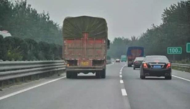  漂亮@在高速上最让人讨厌的怪行为，终于开始整顿了，网友：干掉