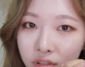 脸盲| 神颜崔雪莉居然也被撞脸!像成这样怕不是开小号了……