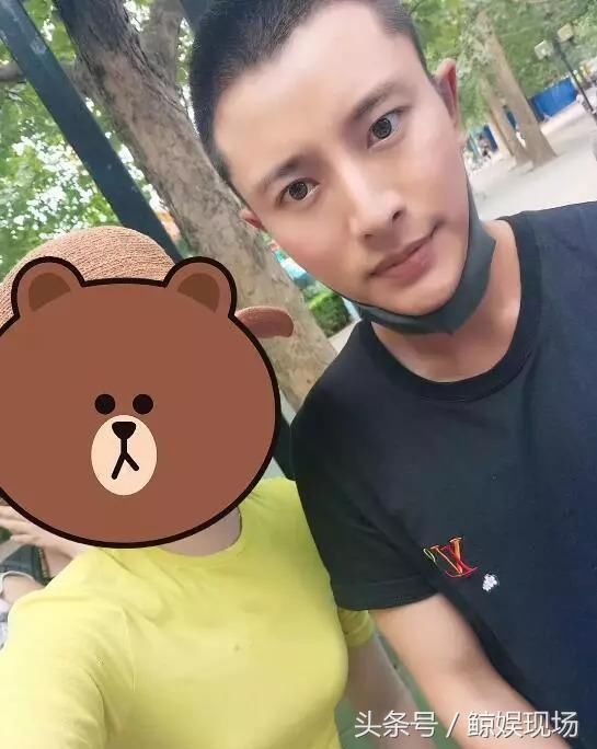 贾乃亮发文打破离婚传言,称李小璐天天偷偷的哭,自己无心工作!