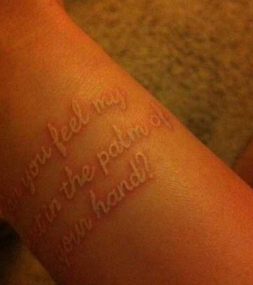 时尚特别的“隐形纹身”，你见过吗?