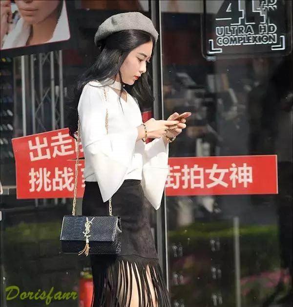 街拍美女北京三里屯 VS 上海步行街 哪里的美女穿着更好看