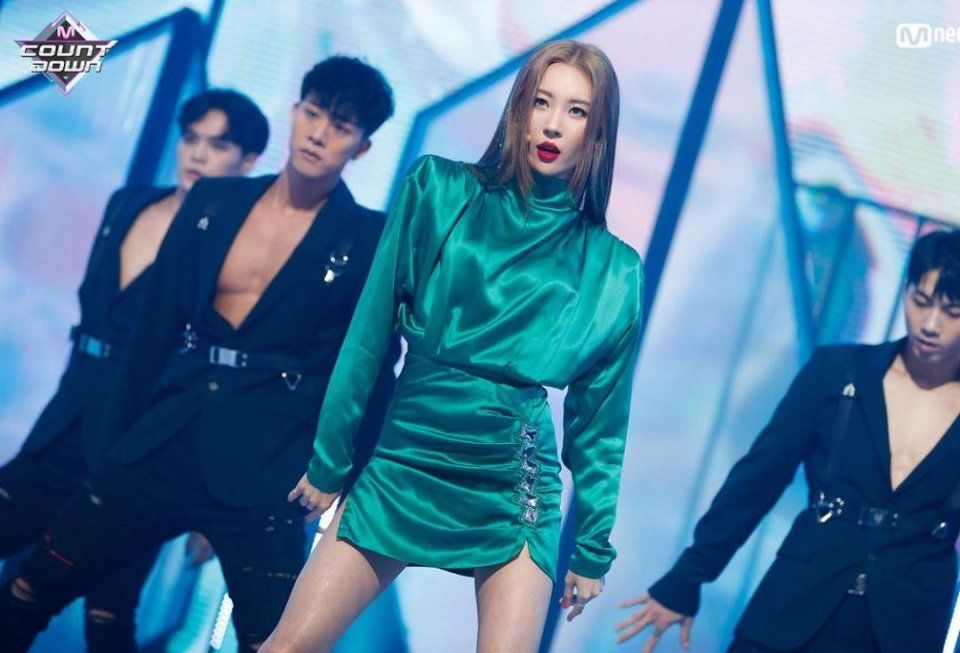 一周造型红黑榜:女明星剃个寸头?可行么