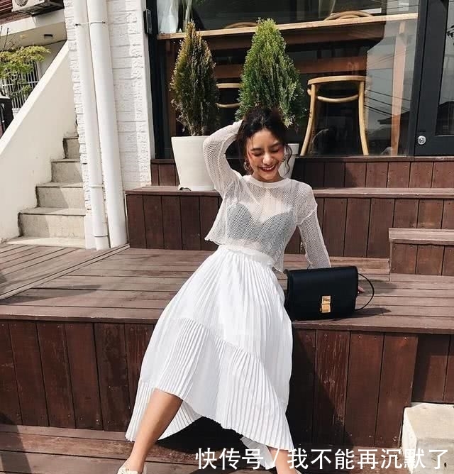 分享她@149cm女生同色系穿搭视觉增高,高腰阔裤配它至少高10cm?