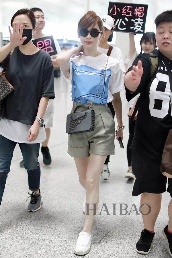 刘诗诗击破离婚传闻!周迅窦靖童这是什么情况?【海报街拍】