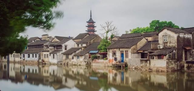 全国最值得去的31个古镇，满足你的古镇情节