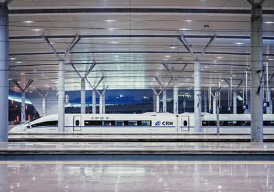  「承包」返程铁路客流骤减，有人笑称“承包了整节高铁车厢”