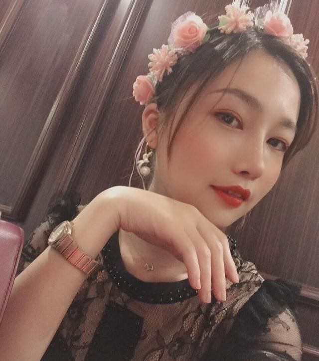  #术后#隆鼻真的有用吗？鼻综合术后六个月记录，这完全不是一个人！