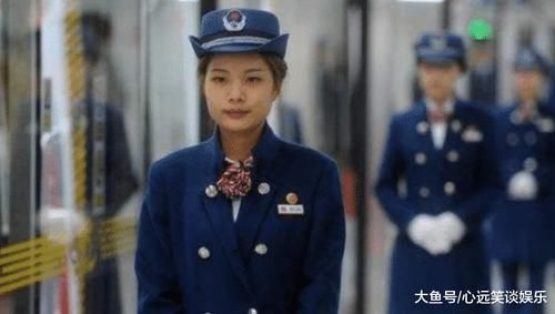 英媒评价中日英三国地铁: 日本很安静, 中国两个字形容, 英国就一