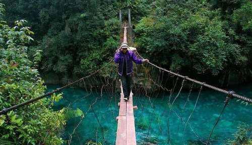 独龙江公路翻越高黎贡山，闯入怒江峡谷最后一个秘境，世外桃源！