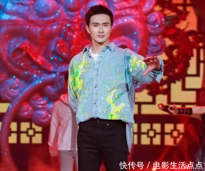 『整期』高伟光在《快本》提供整期的大笑点，《枕上书》之后，他彻底火了