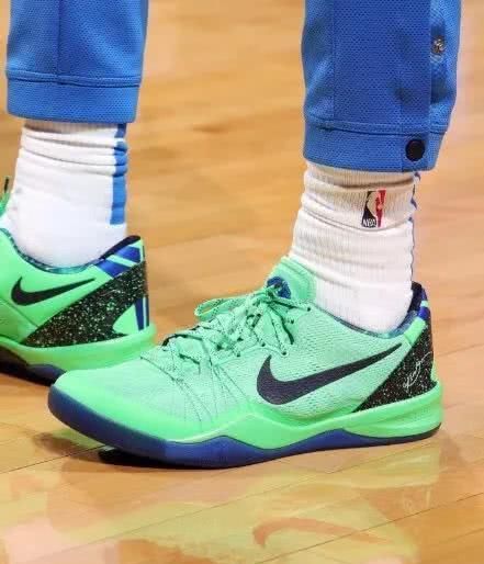  战靴@NBA球员上脚：亚历山大的球鞋，很多科比战靴和倒勾！