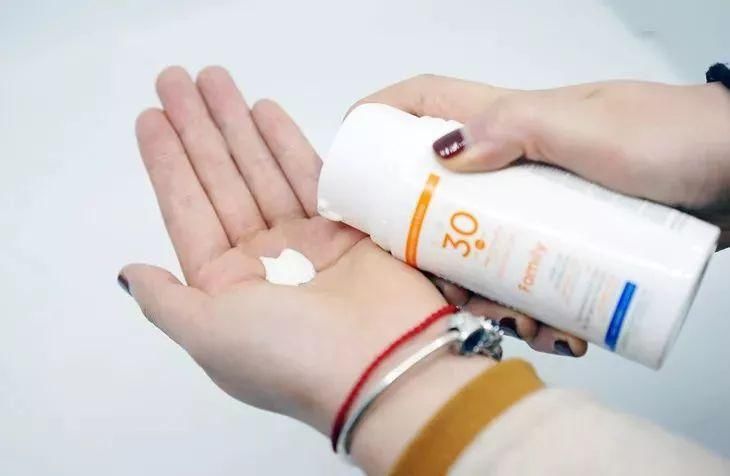 徒步沙漠99公里无恙?我许你一步一莲花，心静自然凉