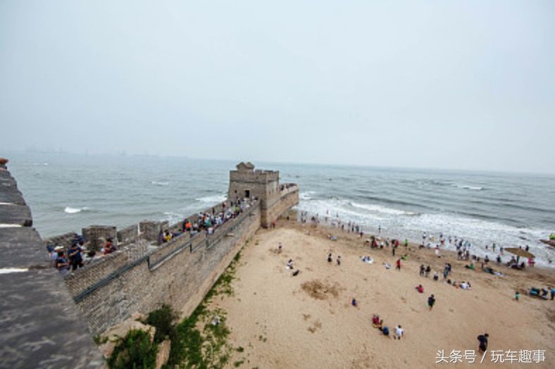 河北秦皇岛天气炎热 北戴河景区游人增多