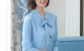 10款大方得体的初秋上衣，穿着舒适有型又减龄，70后穿更嫩美