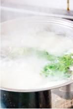 孕妇、产妇营养餐鲫鱼豆腐汤,知道这些做法,生