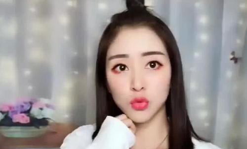 『女生』为啥有些女生头发不会油油的坚持做这4件事,头发越来越美