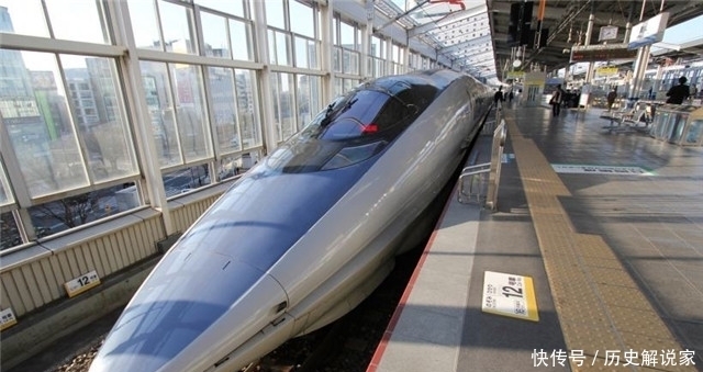  [高铁]中国游客坐日本高铁感叹，怎么和中国高铁大不一样，还可