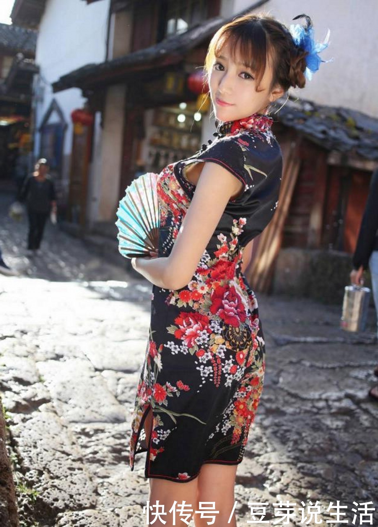 人像摄影,很清纯的旗袍小姐姐,网友:漂亮,唯美!