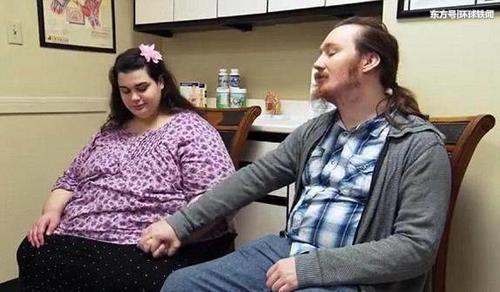 体重540斤的胖妞，成功减肥360斤，朋友们都快认不出她了！