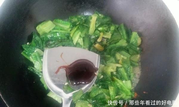  『皮肤』“天然褪黑素”终被找到，50岁姑姑不长斑皮肤好，就是经常吃它！