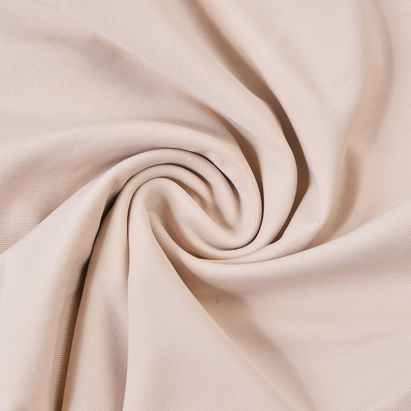 媳妇在家不穿裤衩，你说是不是很厉害，看了可别害羞