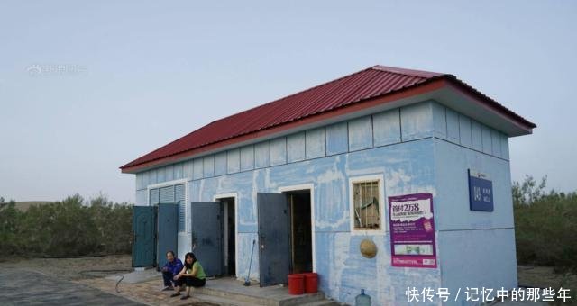 中国最寂寞的沙漠公路,500公里有108口井,一对夫妻守护一口井！