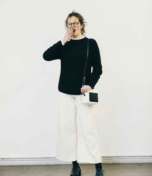  「气质」判断女生是否好看，具备“4个”特征很重要，好气质从内散发出来