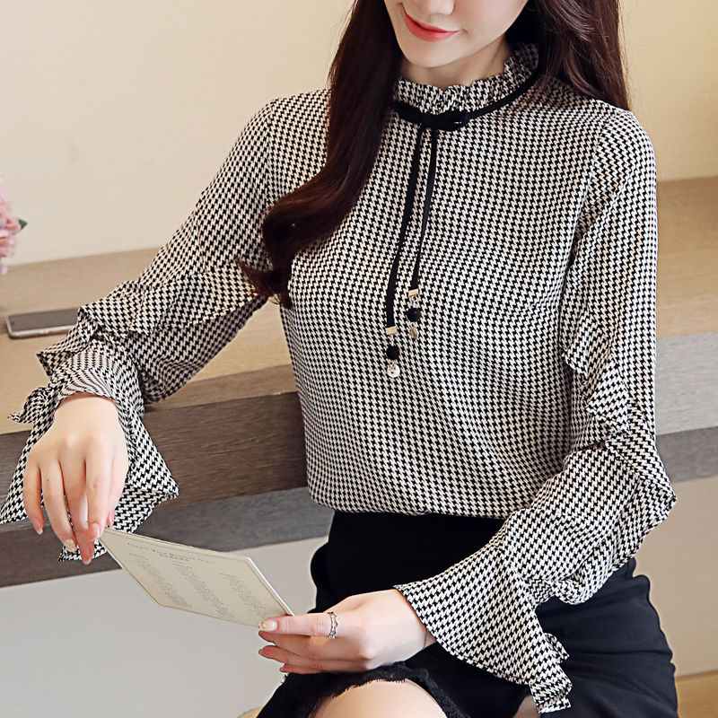 身高不足1米5，显矮小脚裤白送也不要，只挑这小衫，忒美嫩