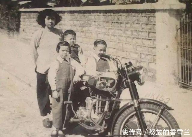  食堂@50年代罕见老照片农民斗地主，公社食堂吃大锅饭