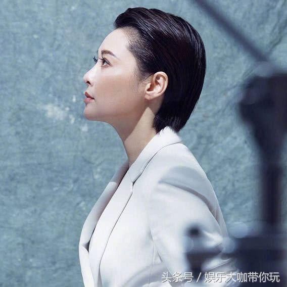 袁立深夜发微博，说娱乐圈真相故事，网友：我好害怕！