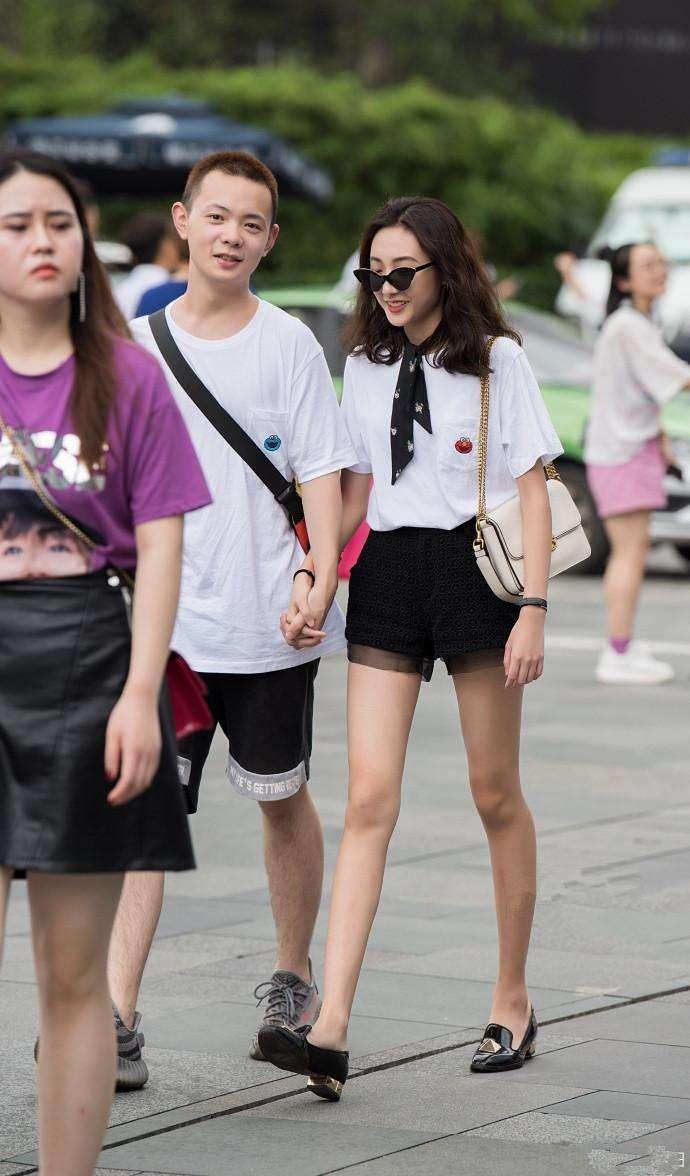 成都街拍:果然是一座美女如云的城市,最后一位小姐姐一定非常美