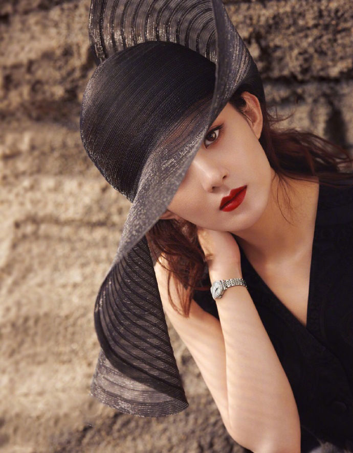 赵丽颖究竟有多美?网友:她宛若掉落在人间的精灵