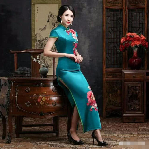 民国的时候穿旗袍的女性多,而现在却这么少?用途令人太尴尬