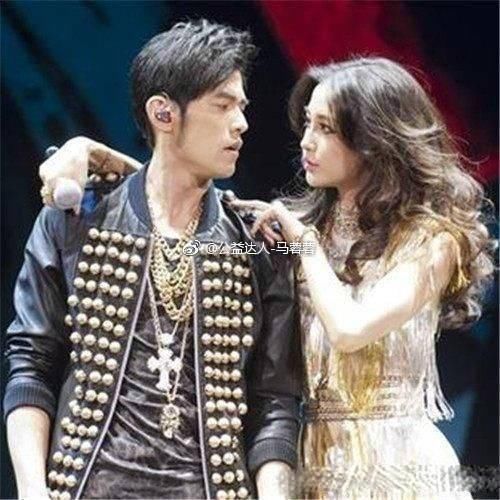 马蓉微博怒怼baby，喊话黄晓明，8700万人的攻击，你准备好了吗？