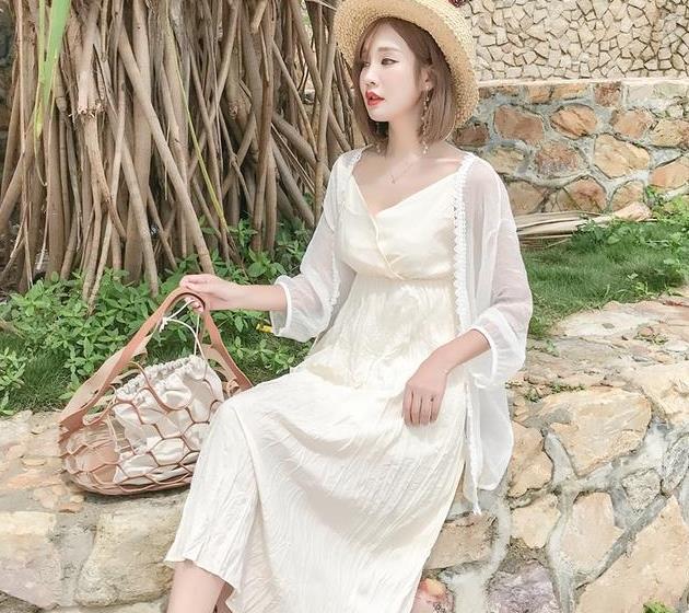 吊带连衣裙真的好美！专为身材好的你准备，一定别错过！