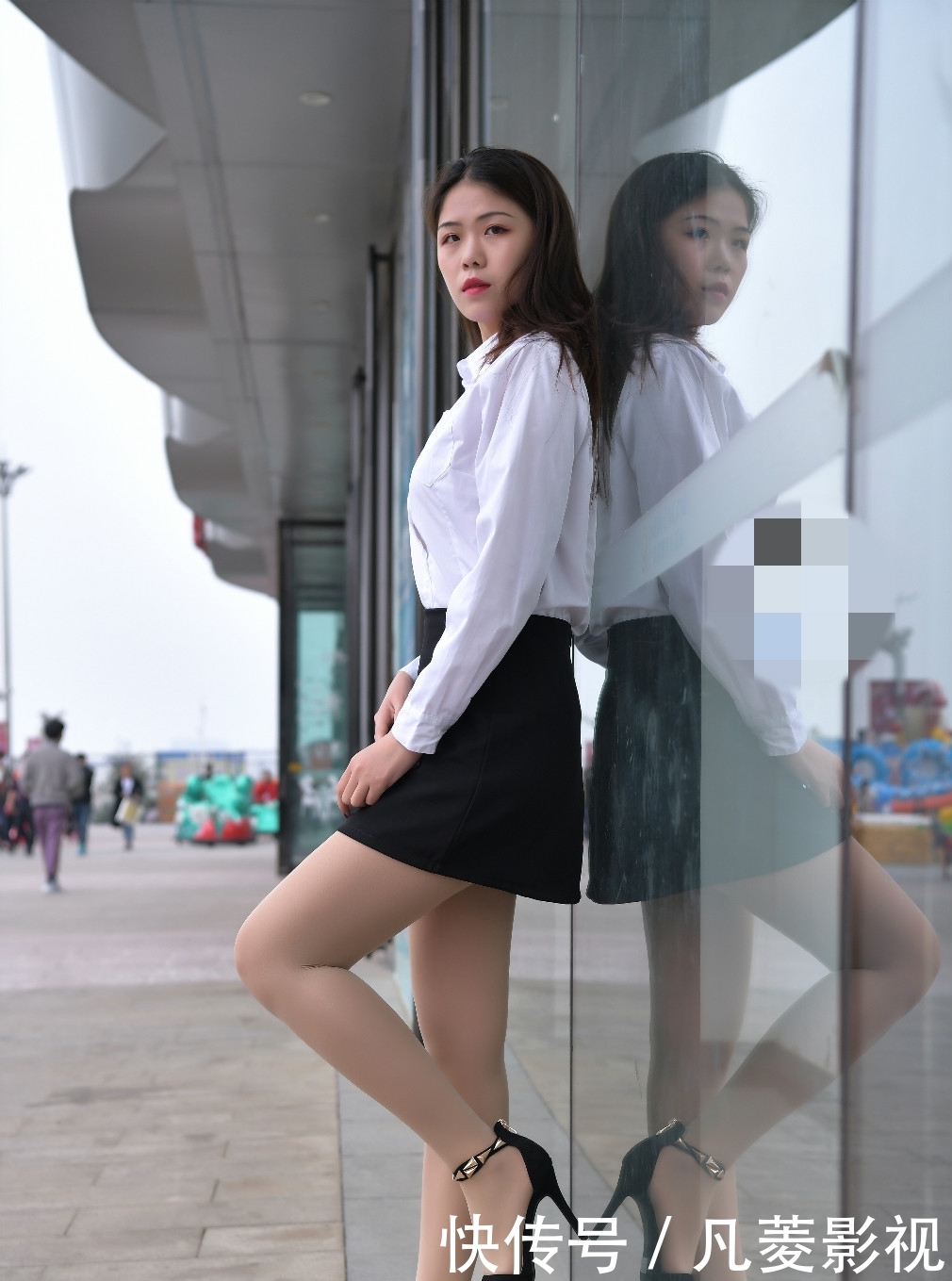『女王』经典黑白配,清新靓丽女王节