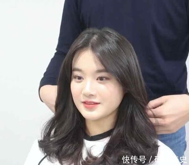 大妈■卷发太土像大妈?推荐给你4种减龄妙招,让你美到没朋友