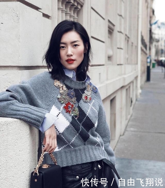  来看看@早春没有衣服穿？衬衫“一衣多穿”的穿搭指南，经典简约又优雅