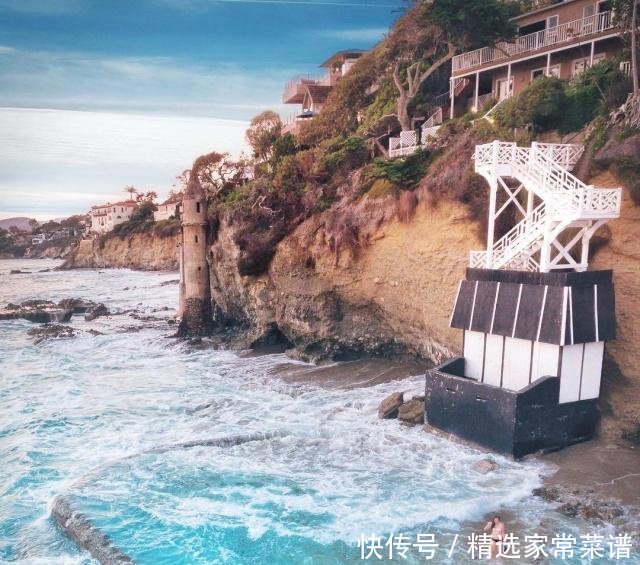 美国沙滩上的神秘巨型“天坑”，竟是吸引无数美女前往的无边泳池