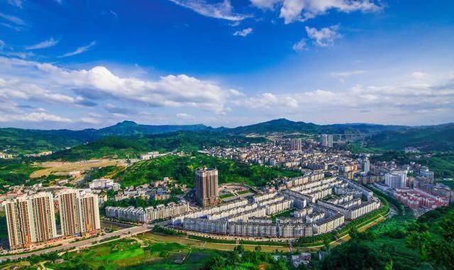 贵阳又一高速公路正在建设，全线119公里，预计2019年通车