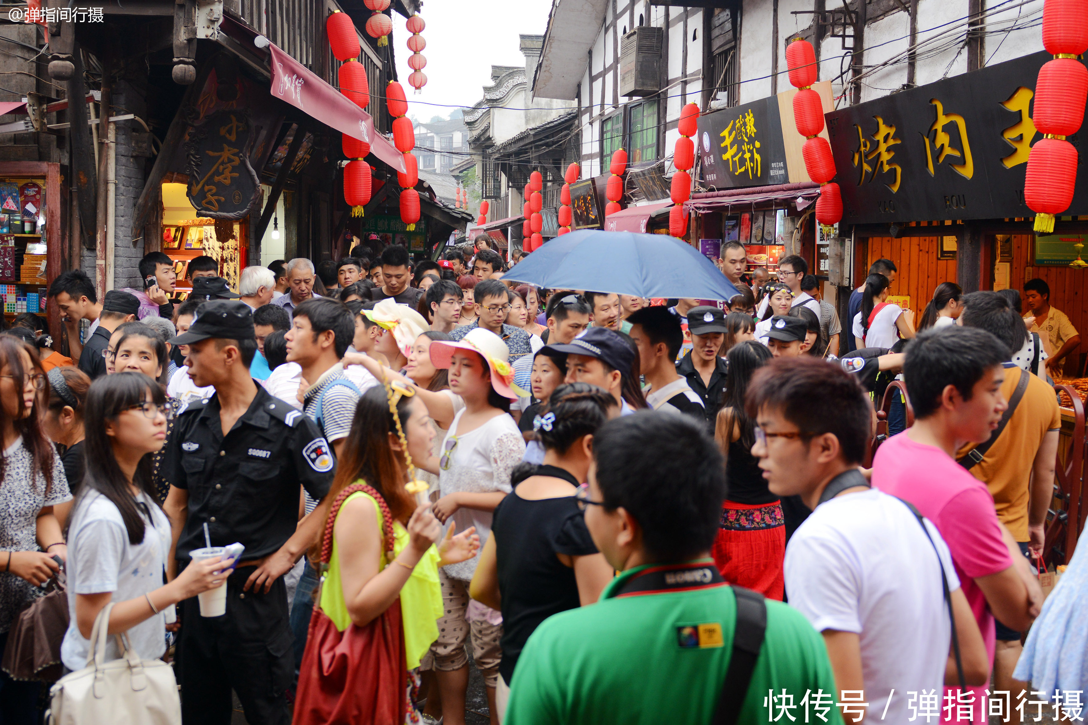 春节旅游，三亚人均消费过万，是人气王重庆的27倍，网友：不值得