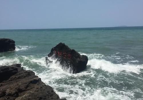 国内最适合养老的小城市，平均气温23°，没事海边散步，海鲜便宜