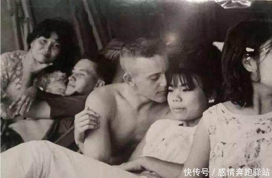 二战时期:日本入侵该国家,百姓举国同欢,还把日