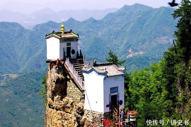 日本学者质疑中国古建筑不如日本，看到这张照片却闭嘴了