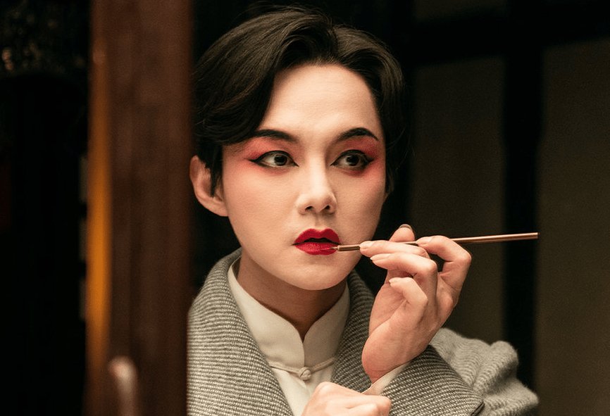  「李玉刚」尹正想成下一个张国荣被骂“碰瓷”，李玉刚却称不做第二个张国荣