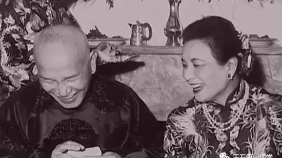 宋美龄的宝盒藏了天价宝贝！她最爱的却不是4000万的翡翠镯子