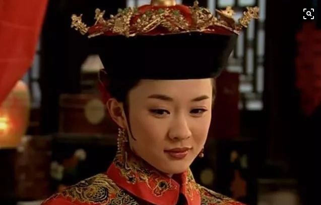  殊不知■顺治两度废除皇后之位等她，殊不知是弟弟的女人，孝庄觉得不妥