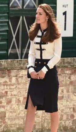 30年前的戴安娜王妃美得惊艳！自带贵族气质远超凯特王妃！